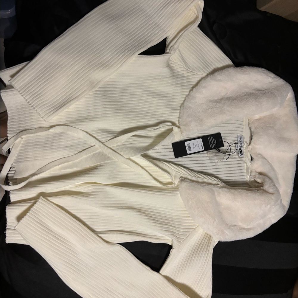 Fashion Nova sweater